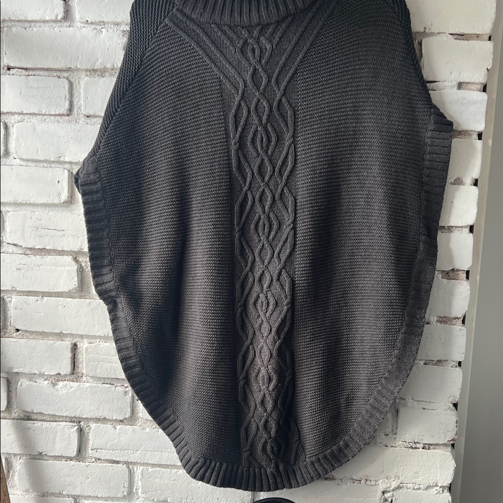 Dark grey Cable-Knit Shawl Collar Sweater Poncho with side buttons - Picture 10 of 11